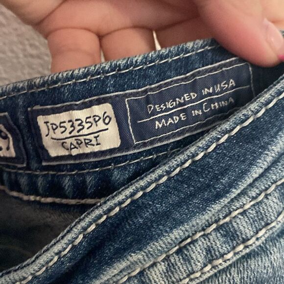 Miss Me- Low rise medium Wash Carpi pants- Size 29 - Picture 8 of 9